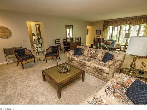 3rd image of 9634 Plum Brook Ln