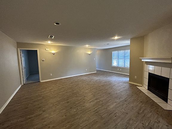 4th image of 8234 Raleigh Ave