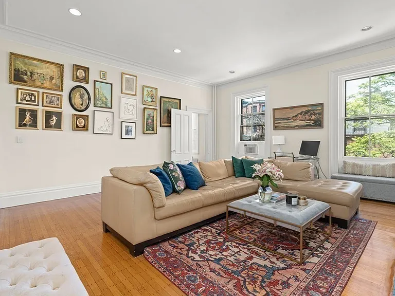 133 Marlborough St #8 — Photo 3