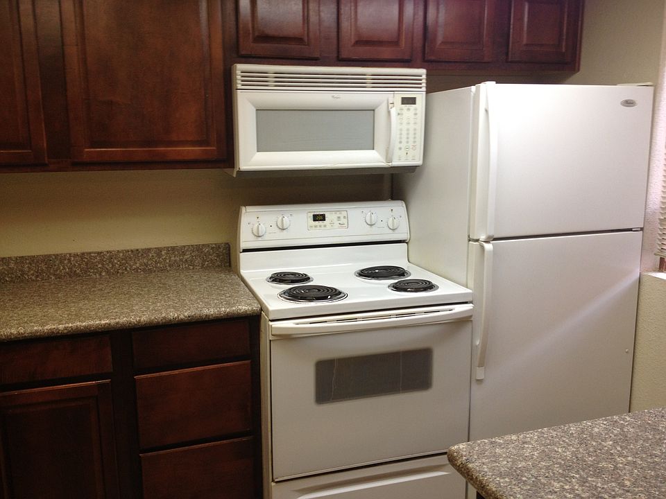 2nd image of 4400 Sandy River Dr Unit 15