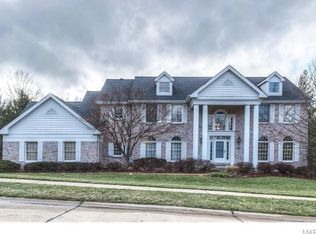 1512 Honey Locust Ct, Chesterfield, MO 63005