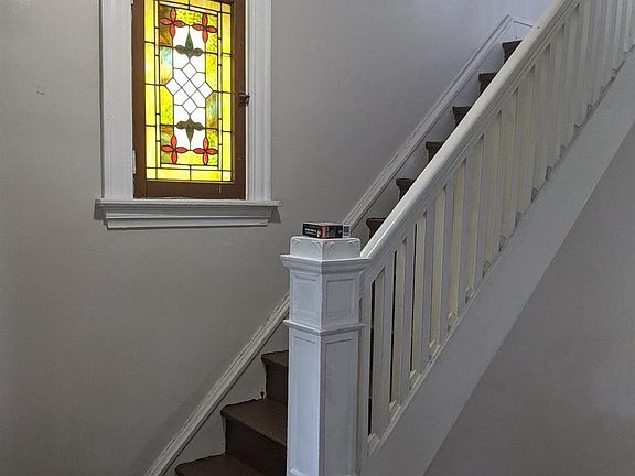 5th image of 1225 Sliker Ave