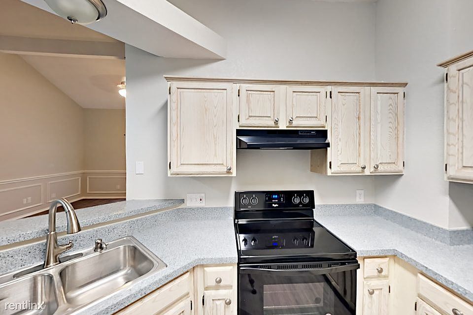 5905 Berwick Court Arlington TX