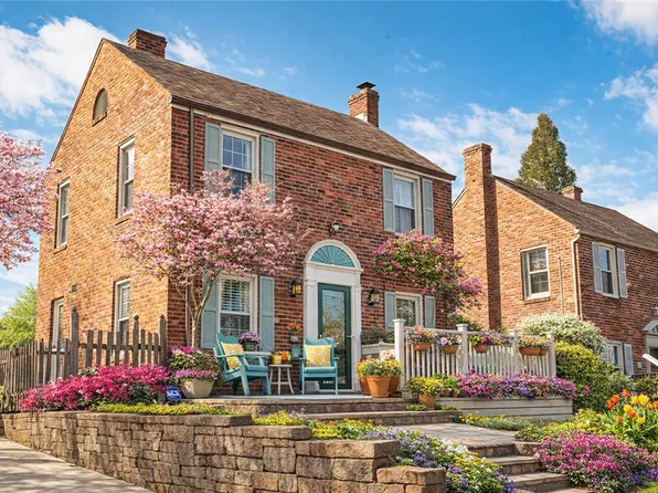 330 Hazel Dr, Pittsburgh, PA 15228