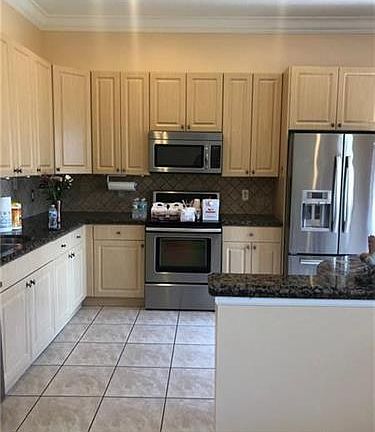4th image of 2750 Treasure Cove Cir #15