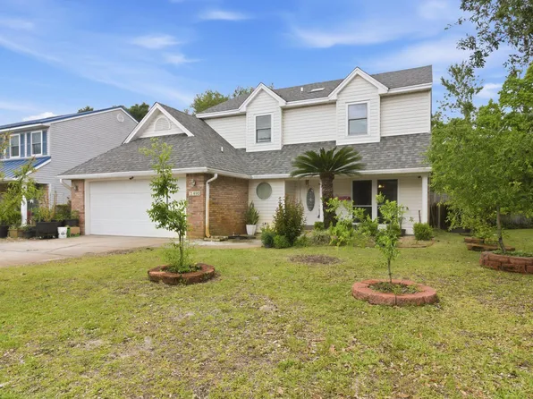 492 Springbrook Ln, Mary Esther, FL 32569