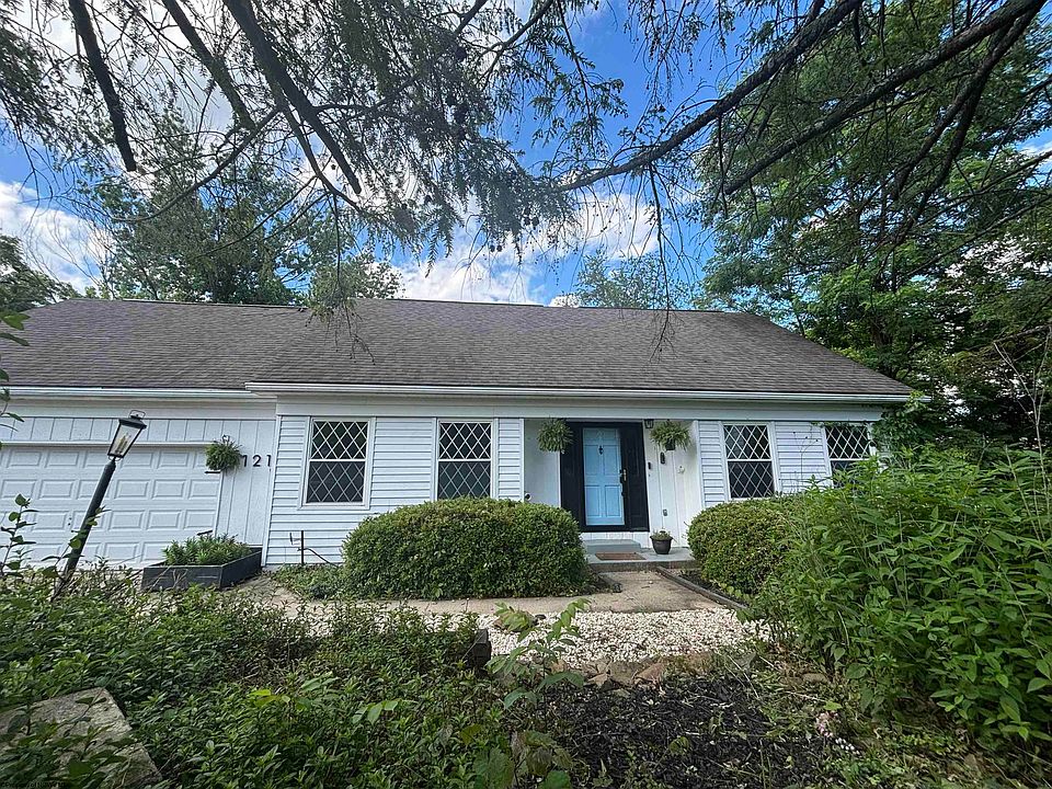 1st image of 121 Diamond Ct