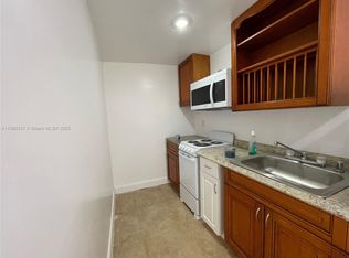 2957 SW 36th Ct, Miami, FL 33133