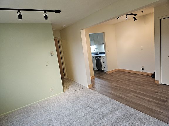 4th image of 3242 21st Ave W #M