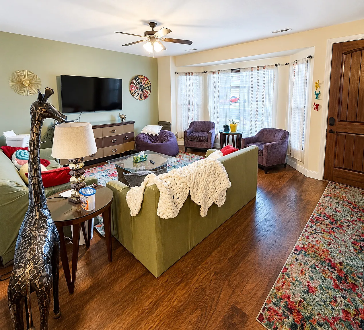 3 bed, 1690 sqft, $650 — Photo 4
