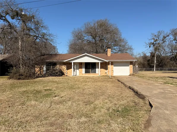 150 Pecan Dr, East Tawakoni, TX 75472