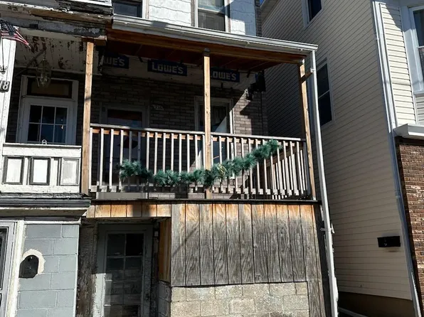 716 Chestnut St, Kulpmont, PA 17834