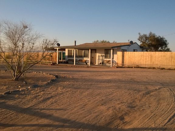 3rd image of 60315 Lutz Ave