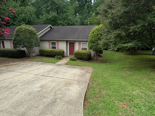 107 Bogey Ln, Mooresville, NC 28117