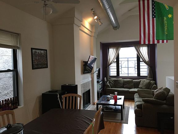 5th image of 3244 N Sheffield Ave Floor 4TOP