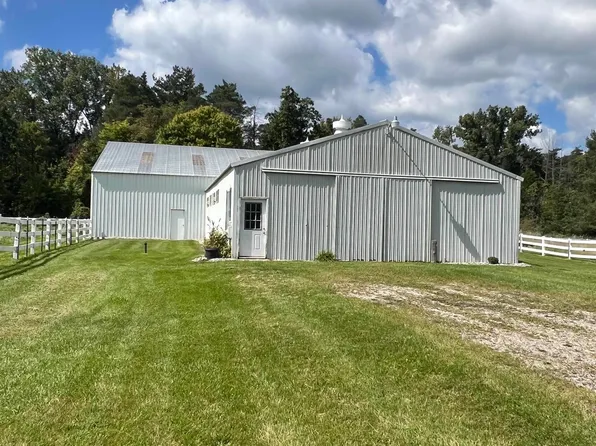 7285 N Five Mile Rd, Hope, MI 48628