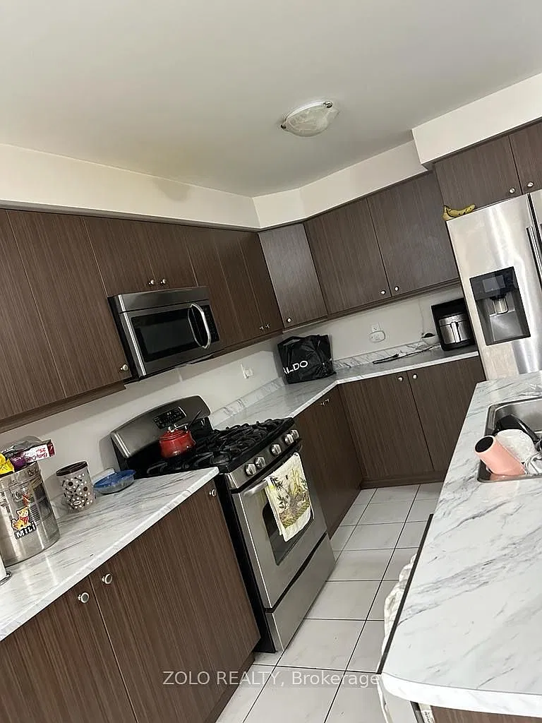 3 bed, $2,800 — Photo 3
