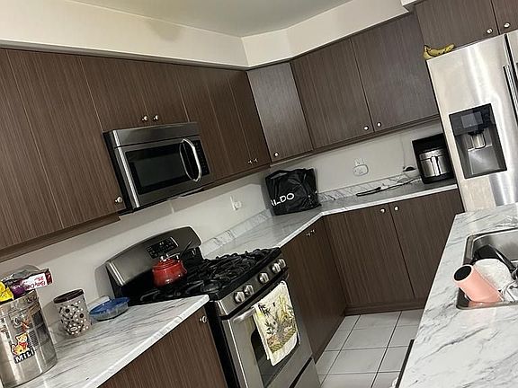 3rd image of 7 Poppythorn Rd