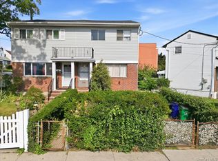 20229 120th Avenue, Saint Albans, NY 11412