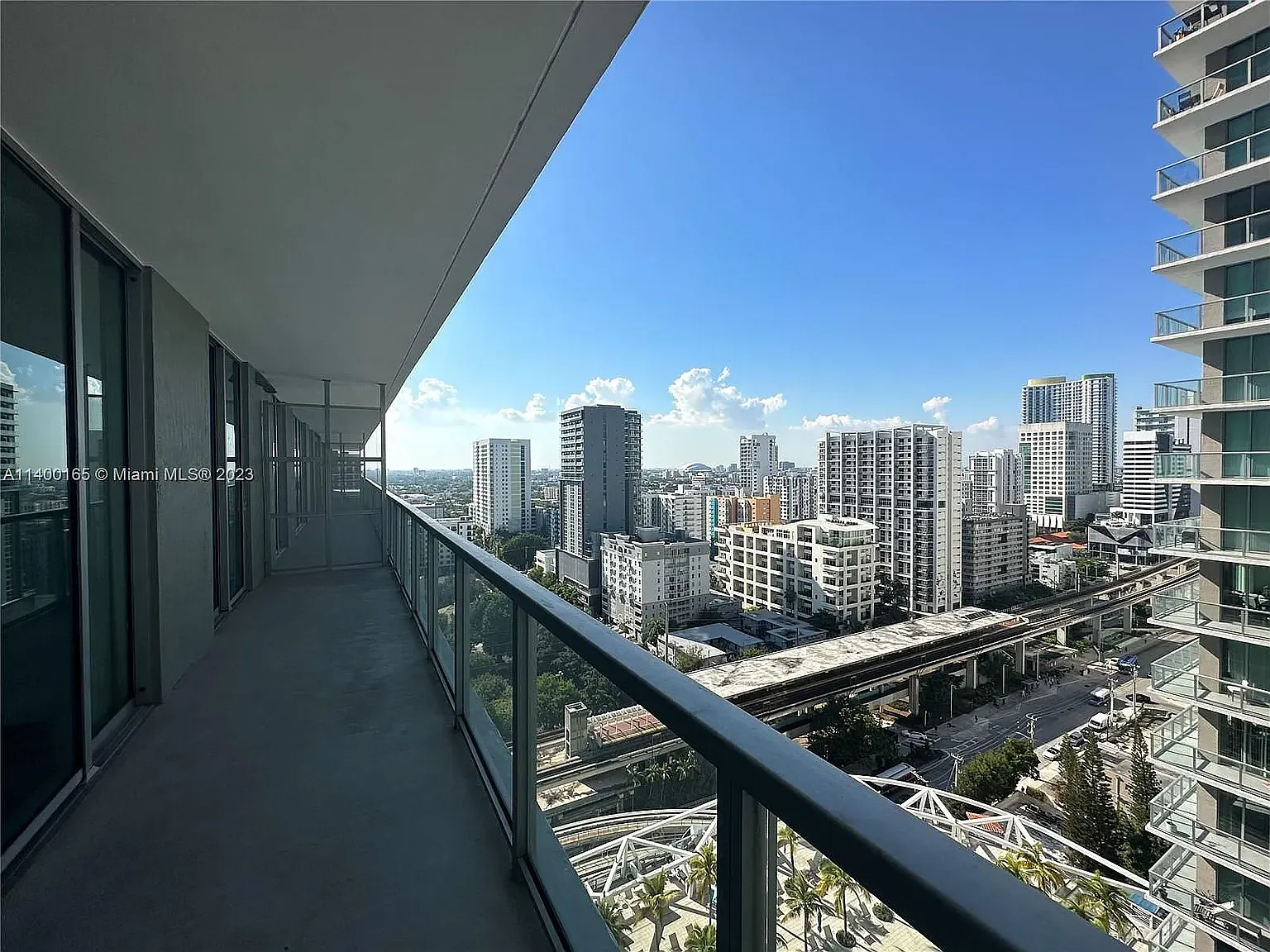 2 bed, 1106 sqft, $3,400 — Photo 3