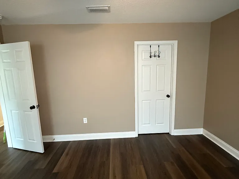 4624 Dove Way — Photo 7