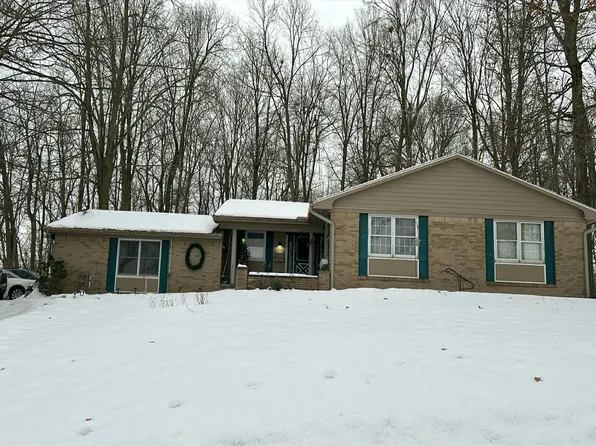6269 Forrister Rd, Adrian, MI 49221