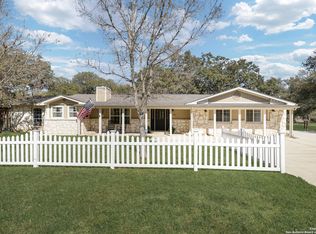 8710 Dietz Elkhorn Rd, Boerne, TX 78015