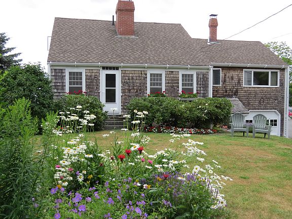 Classic New England cape cod