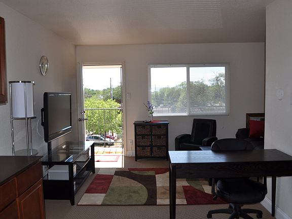 5th image of 1710 Coal Pl SE #A07