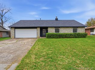 4330 S Lakewood Ave, Tulsa, OK 74135