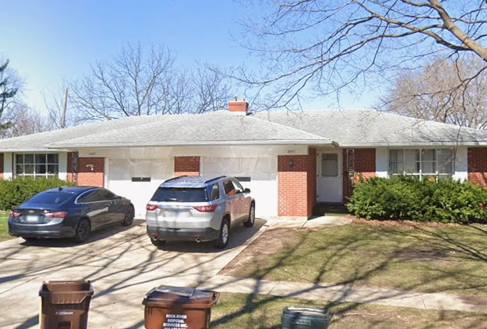 2201-2203 Pendleton Pkwy #2201