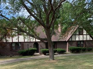 10 Pine Haven Dr, Danville, IL