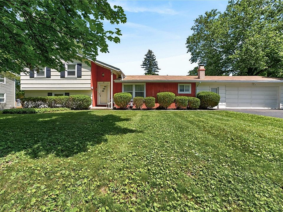 1st image of 11 Parkwood Ln