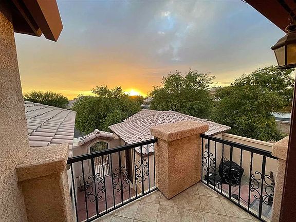2nd image of 3903 S Plowman Dr