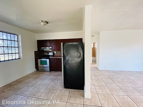 5th image of 2442 NW 82nd St #1