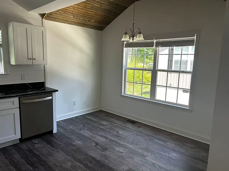 1804 Wendell St #B — Photo 6