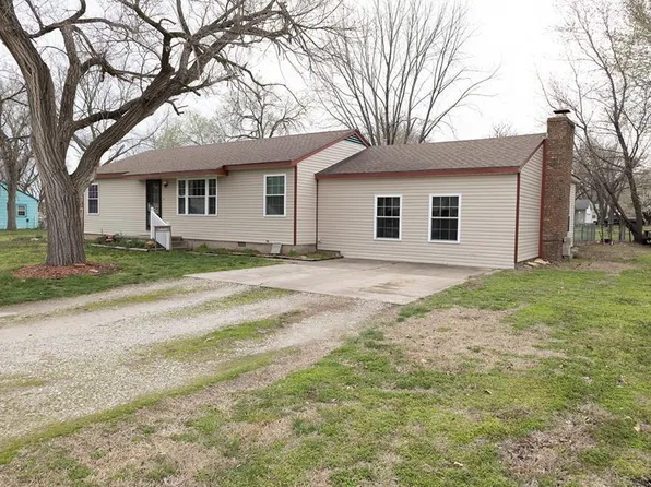 602 Cheyenne Ave, Coffeyville, KS 67337