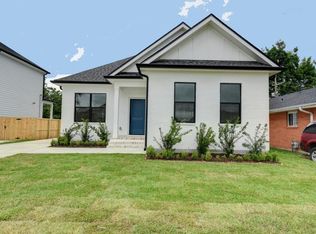 1238 Perrin Dr, Arabi, LA 70032