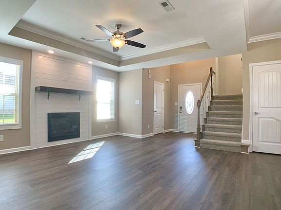 2nd image of 425 Ayden Ln