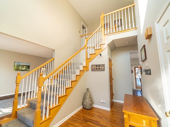 3rd image of 291 Morgan Valley Dr