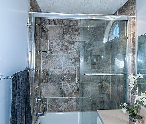 3rd image of 1861 Montclair Dr #1878-D