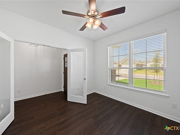 5th image of 619 Killam Dr