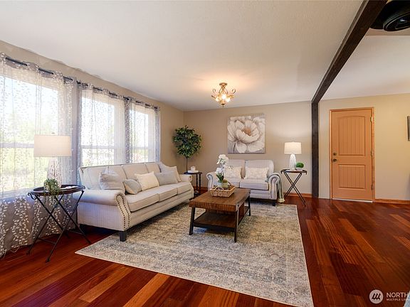 3rd image of 20838 144th Avenue SE