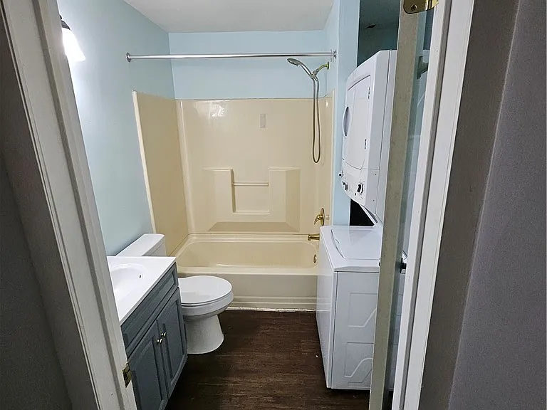 5 Perry Hill Rd — Photo 2