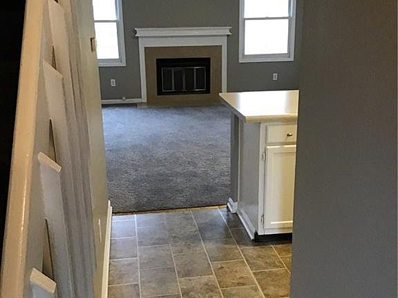 3rd image of 6044 S Bay Dr