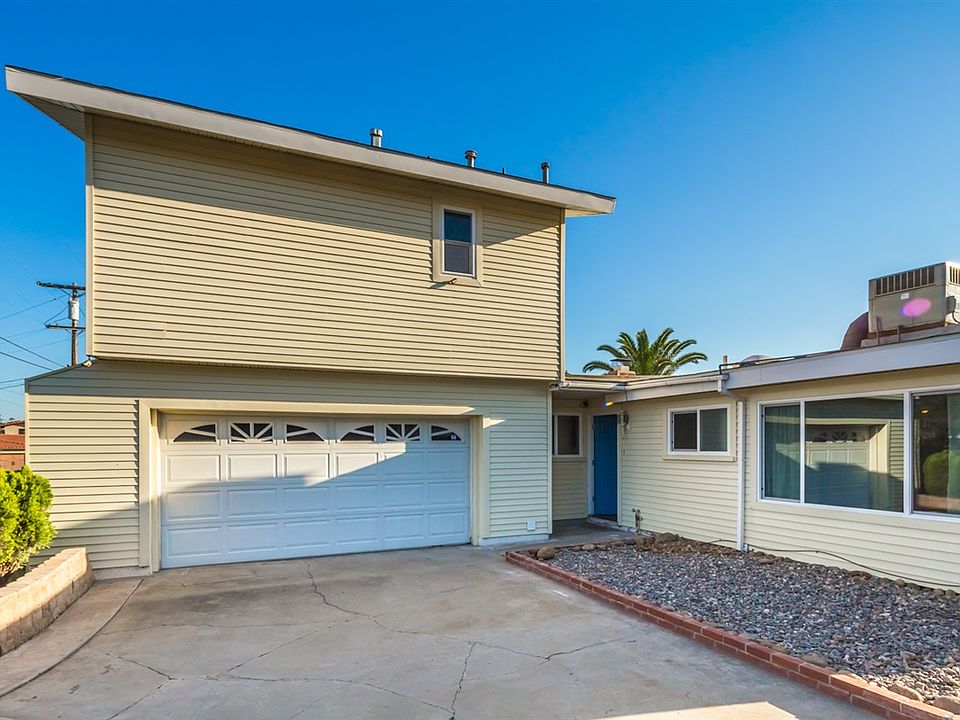 1st image of 2938 Admiral Ave