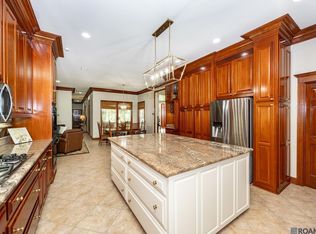 17636 Heritage Estates Dr, Baton Rouge, LA 70810