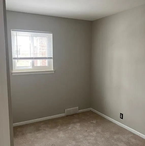 24331 Currier St — Photo 16