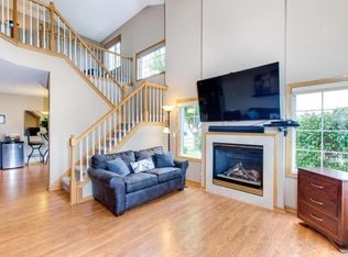 2200 Foxglove Way, Hudson, WI 54016