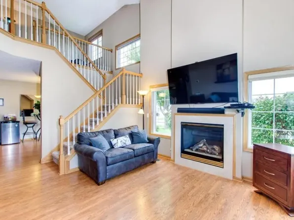 2200 Foxglove Way, Hudson, WI 54016